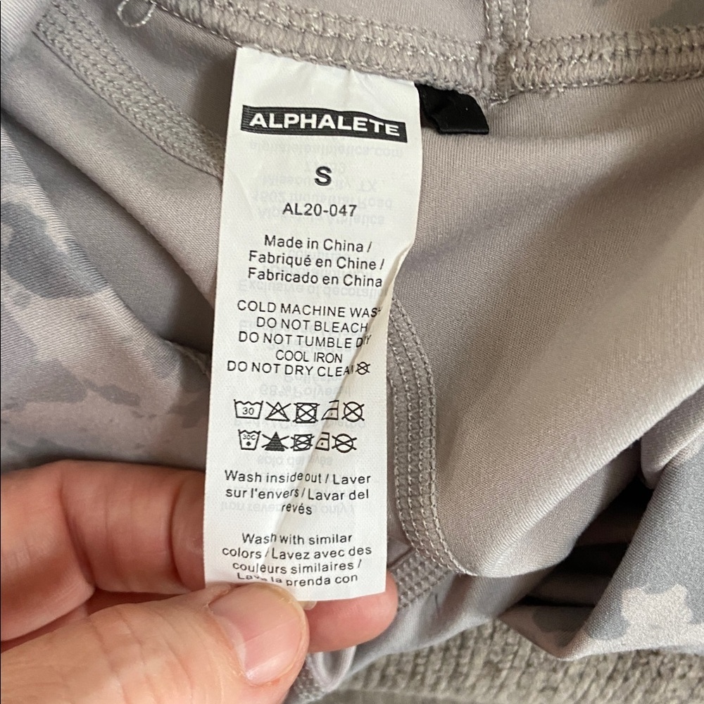 Alphalete Surface Power leggings Size small.​​ - Picture 8 of 11